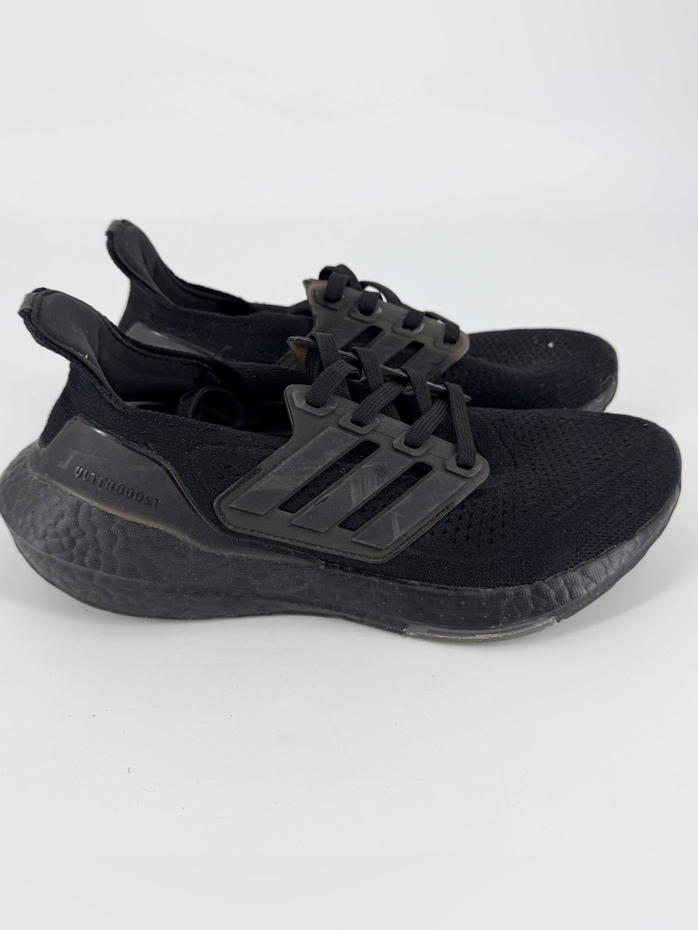 Adidas Ultraboost 21 Triple Black Primeknit Upper Boost Midsole Size 6